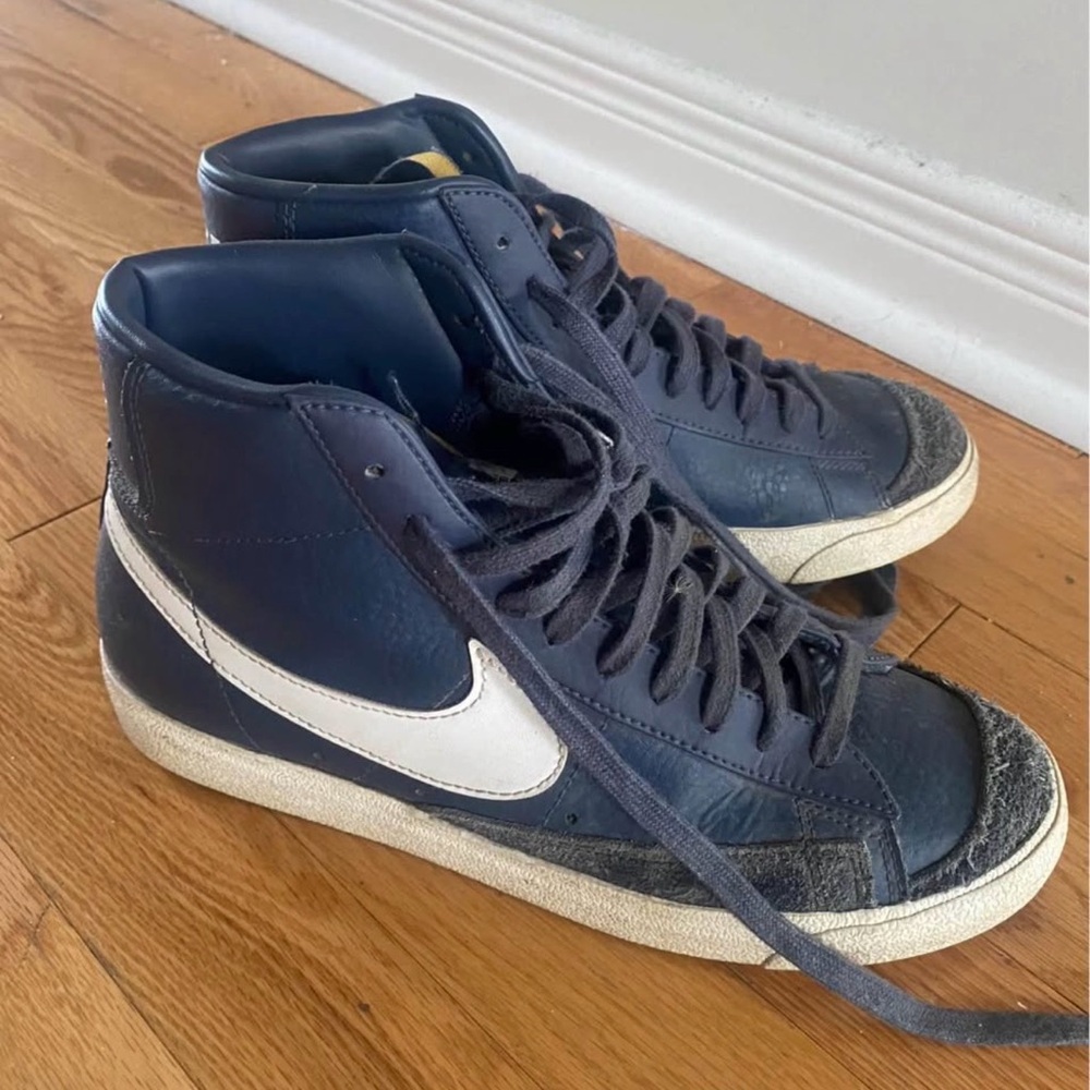 Nike Men’s Navy Blazers